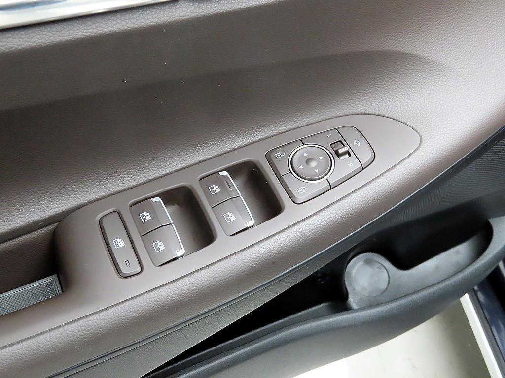 현대 더 뉴그랜저IG 가솔린 3.3 프리미엄 - 이미지 16