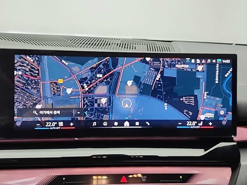 BMW 5시리즈(8세대) 520i M 스포츠 - 이미지 8