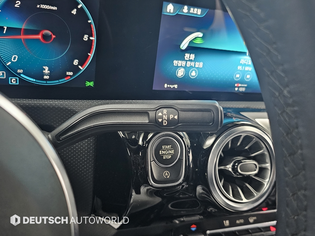 벤츠 A클래스(4세대) A200d 세단 - 이미지 5