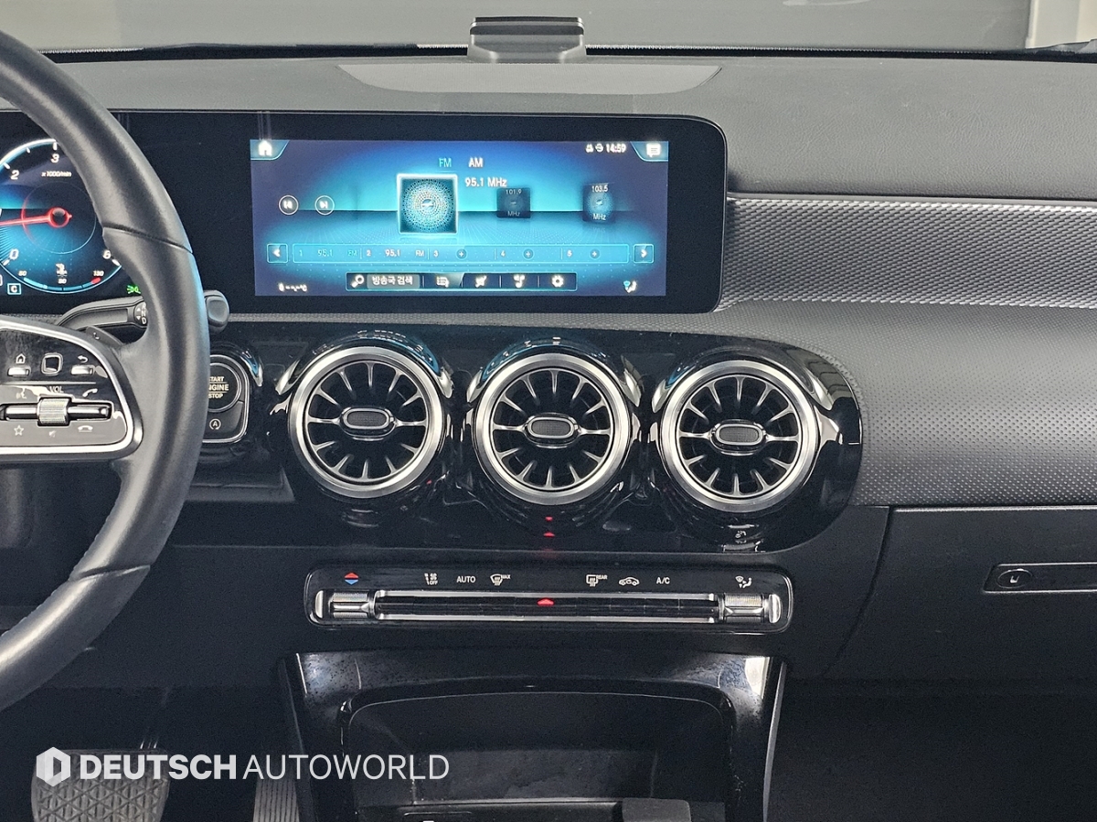 벤츠 A클래스(4세대) A200d 세단 - 이미지 9