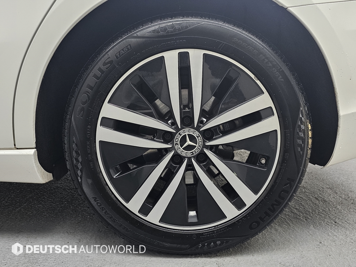 벤츠 A클래스(4세대) A200d 세단 - 이미지 8