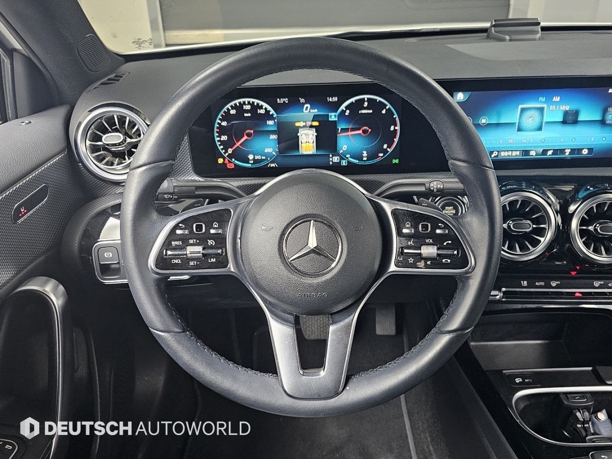 벤츠 A클래스(4세대) A200d 세단 - 이미지 20