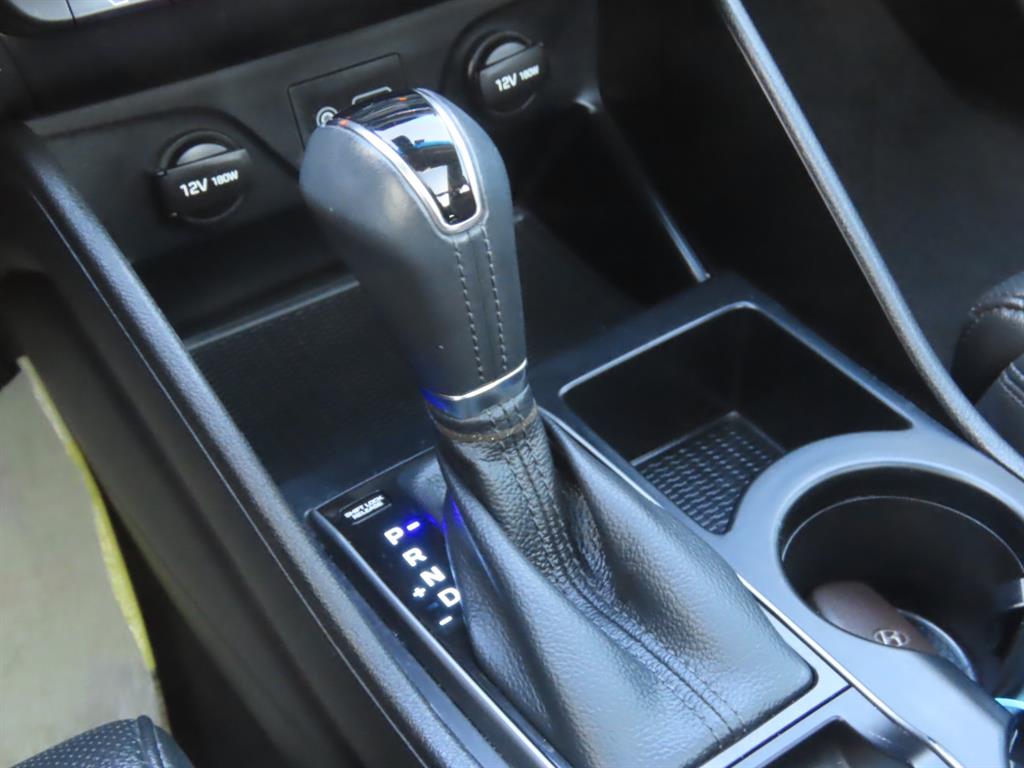 현대 올 뉴투싼 디젤 1.7 2WD 프리미엄 - 이미지 8