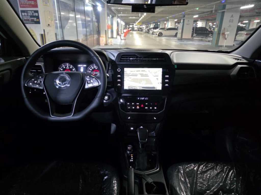 KG모빌리티(쌍용) 더 뉴티볼리 1.6 가솔린 2WD V1 - 이미지 19