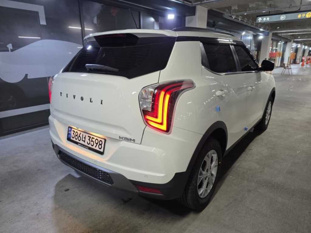 KG모빌리티(쌍용) 더 뉴티볼리 1.6 가솔린 2WD V1