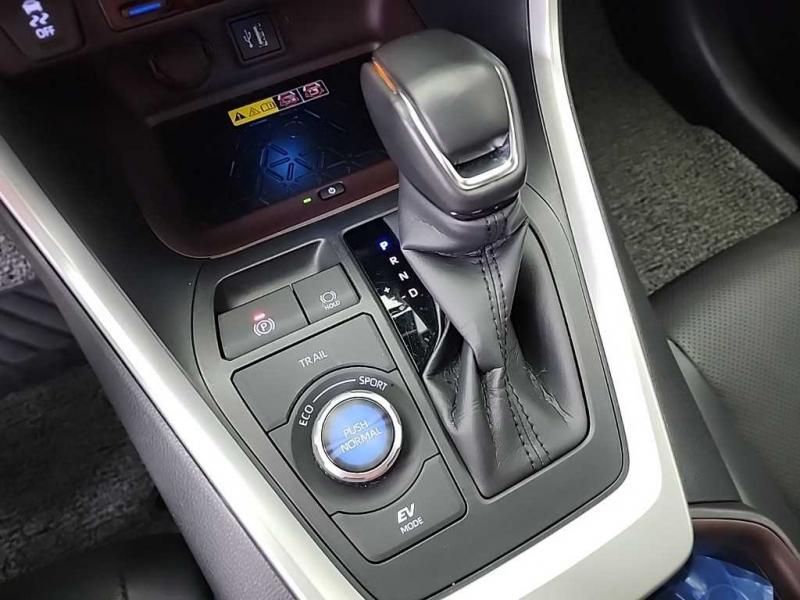 토요타 라브4(5세대) 2.5 AWD 하이브리드 LTD - 이미지 6