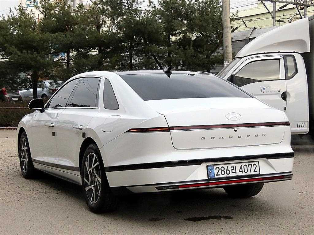 현대 디 올뉴그랜저 LPi 3.5 익스클루시브 - 이미지 4