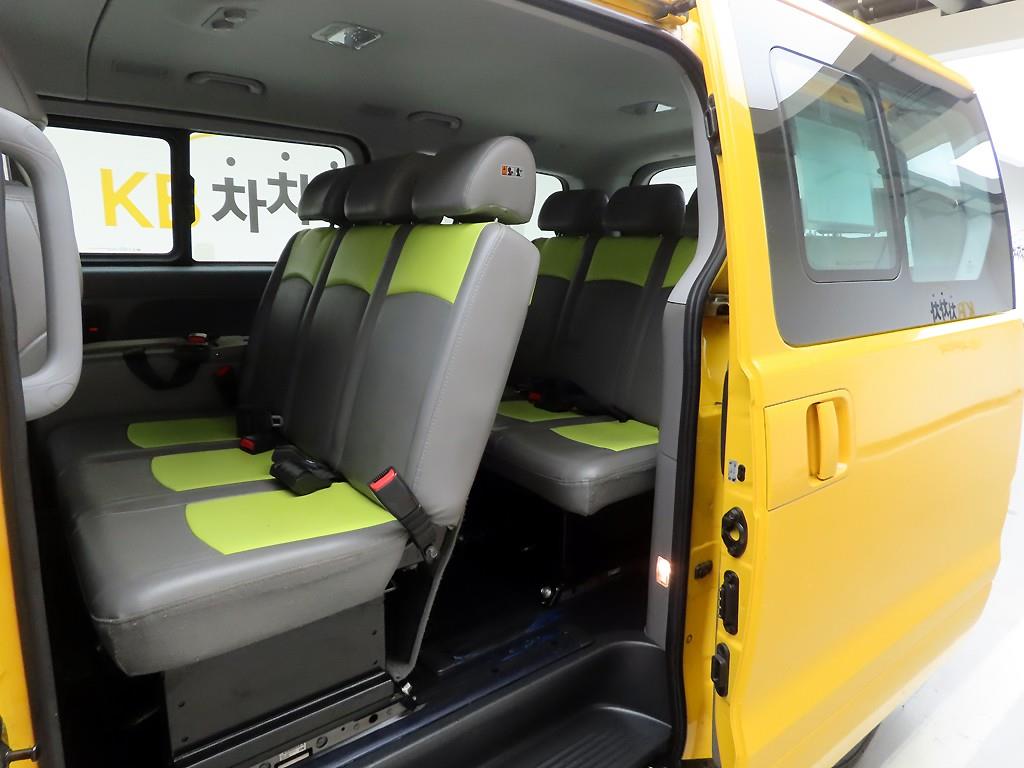 현대 더 뉴그랜드스타렉스 어린이버스 15인승 LPi - 이미지 9