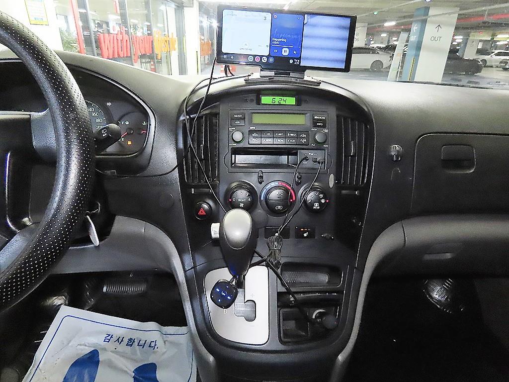 현대 그랜드스타렉스 3인승 디젤 밴 CVX 디럭스 - 이미지 10