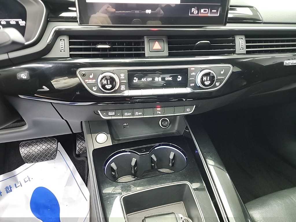 아우디 A5(2세대) 40TDI 콰트로 스포트백 프리미엄 - 이미지 18