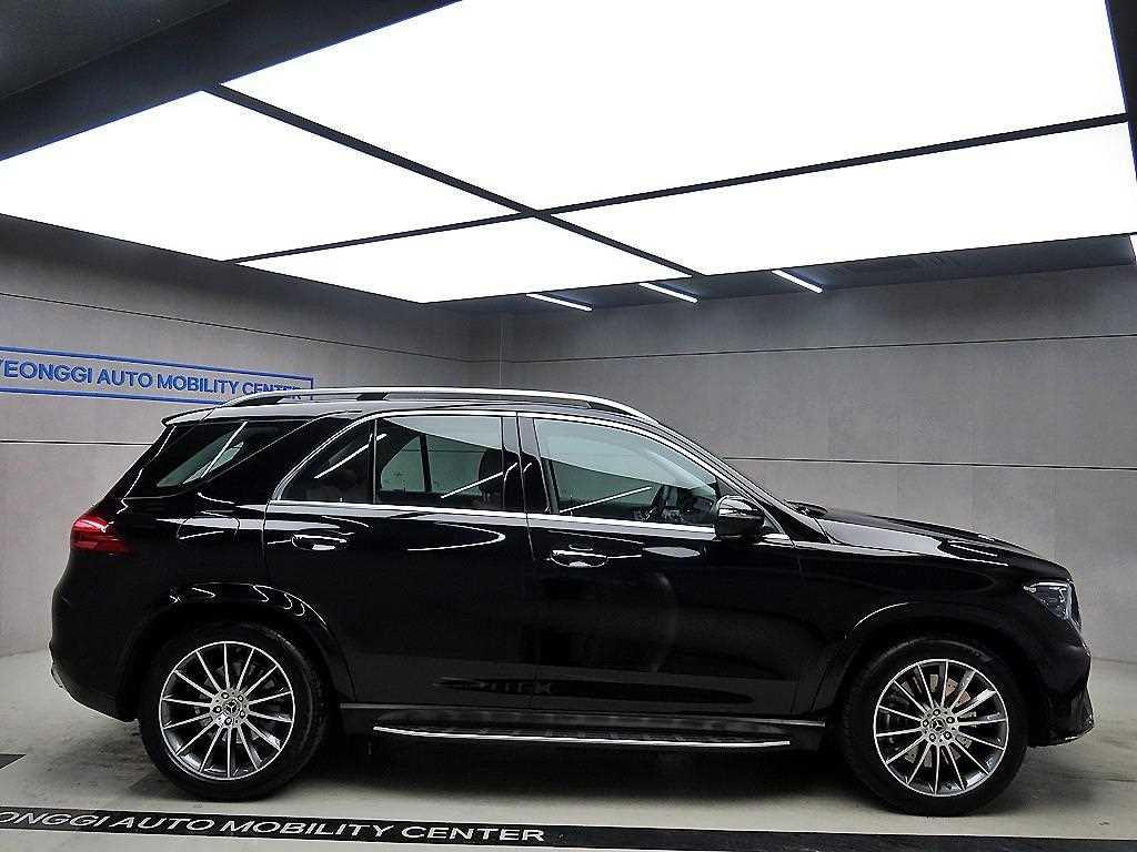 벤츠 GLE클래스(4세대) GLE 450 4매틱 - 이미지 17