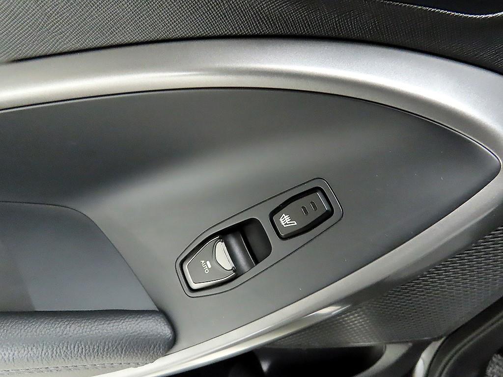 현대 맥스크루즈 디젤 R2.2 4WD 익스클루시브 스페셜 - 이미지 19