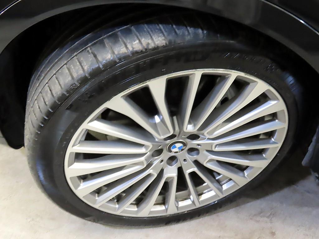 BMW X7 40d xDrive 디자인퓨어 엑셀런스 7인승