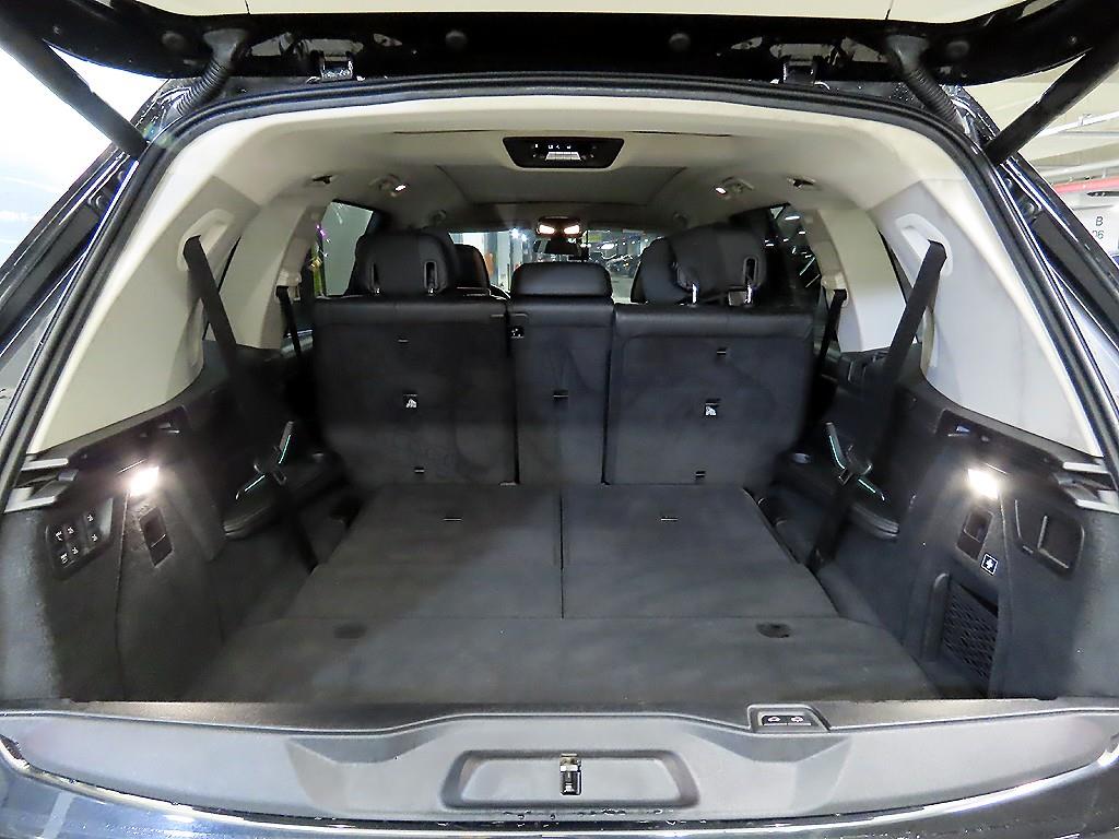 BMW X7 40d xDrive 디자인퓨어 엑셀런스 7인승 - 이미지 7