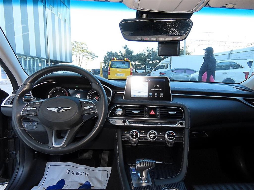 제네시스 G70 2.0T AWD 엘리트 - 이미지 9
