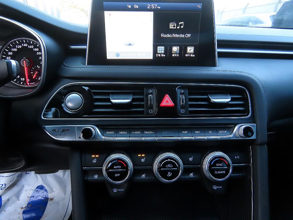 제네시스 G70 2.0T AWD 엘리트 - 이미지 11
