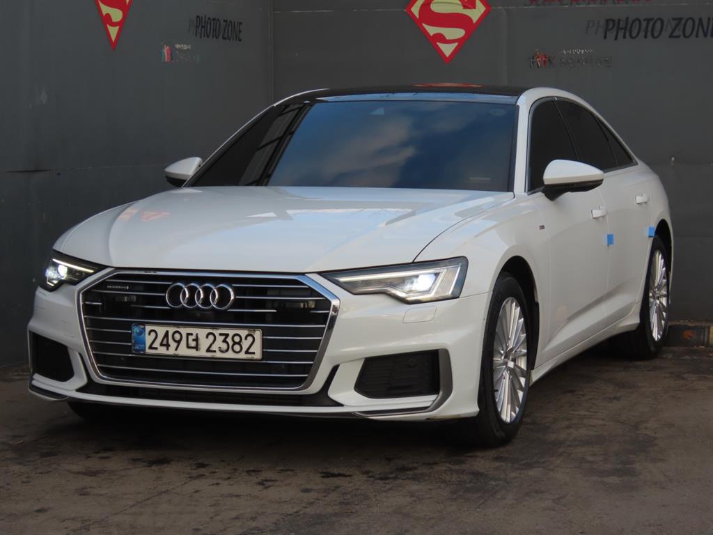 아우디 A6(5세대) 45 TFSI 콰트로 프리미엄 - 이미지 12