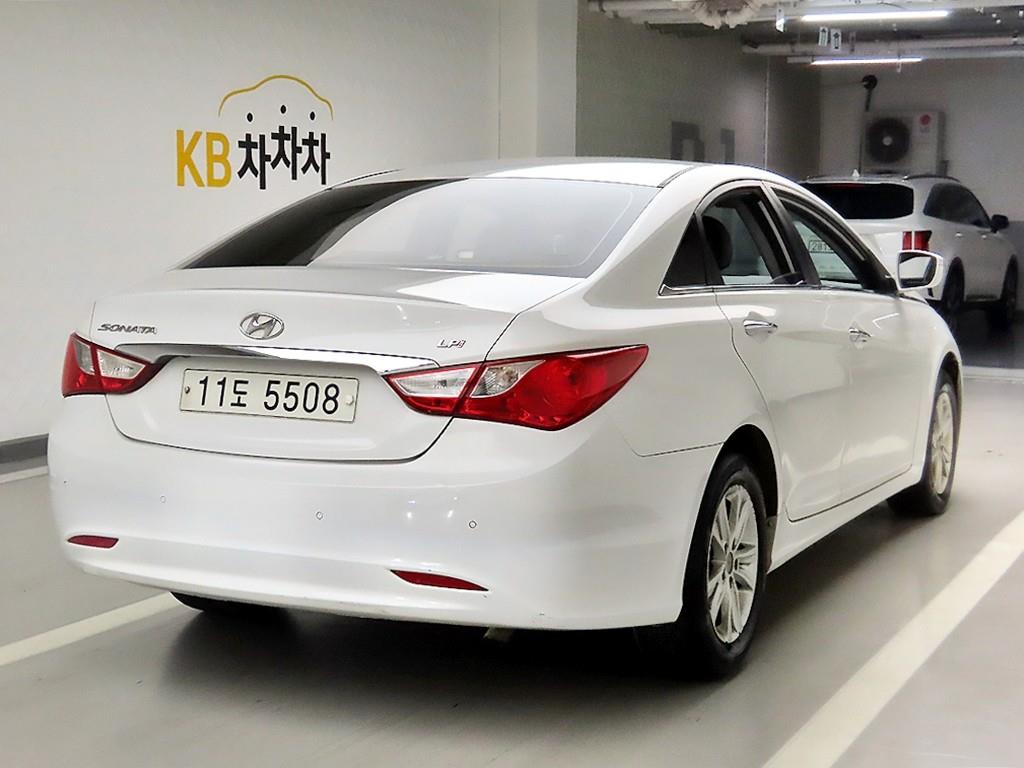 현대 YF쏘나타 LPI 렌터카 프리미어 - 이미지 10