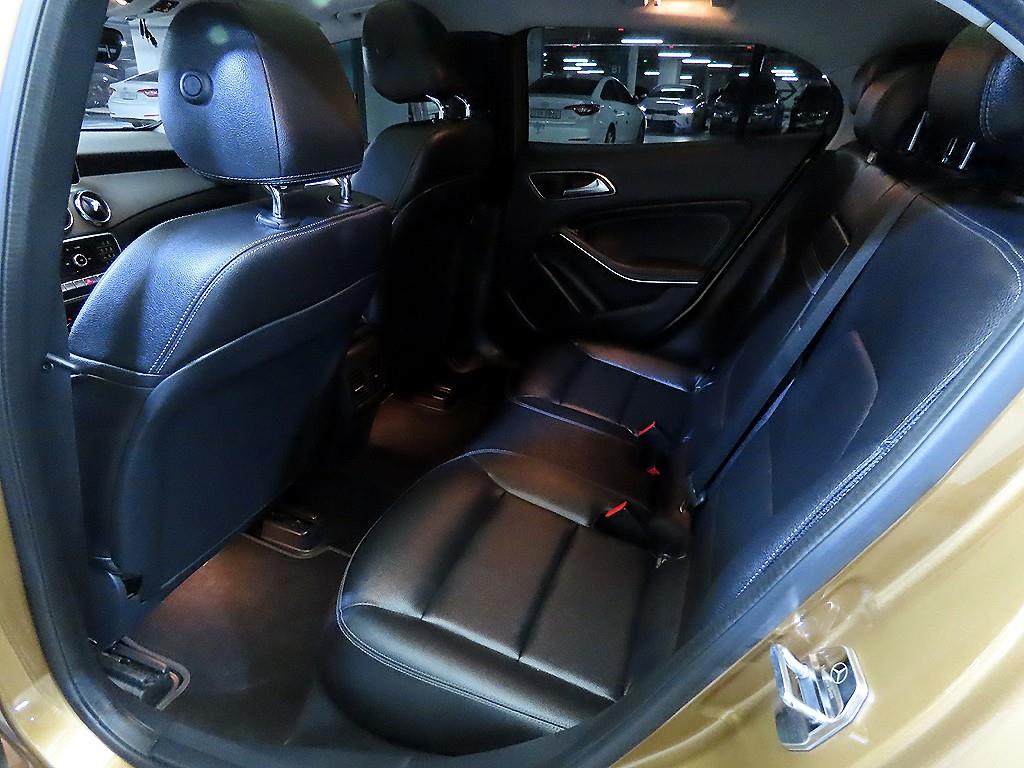 벤츠 GLA클래스 GLA 250 4매틱 - 이미지 5