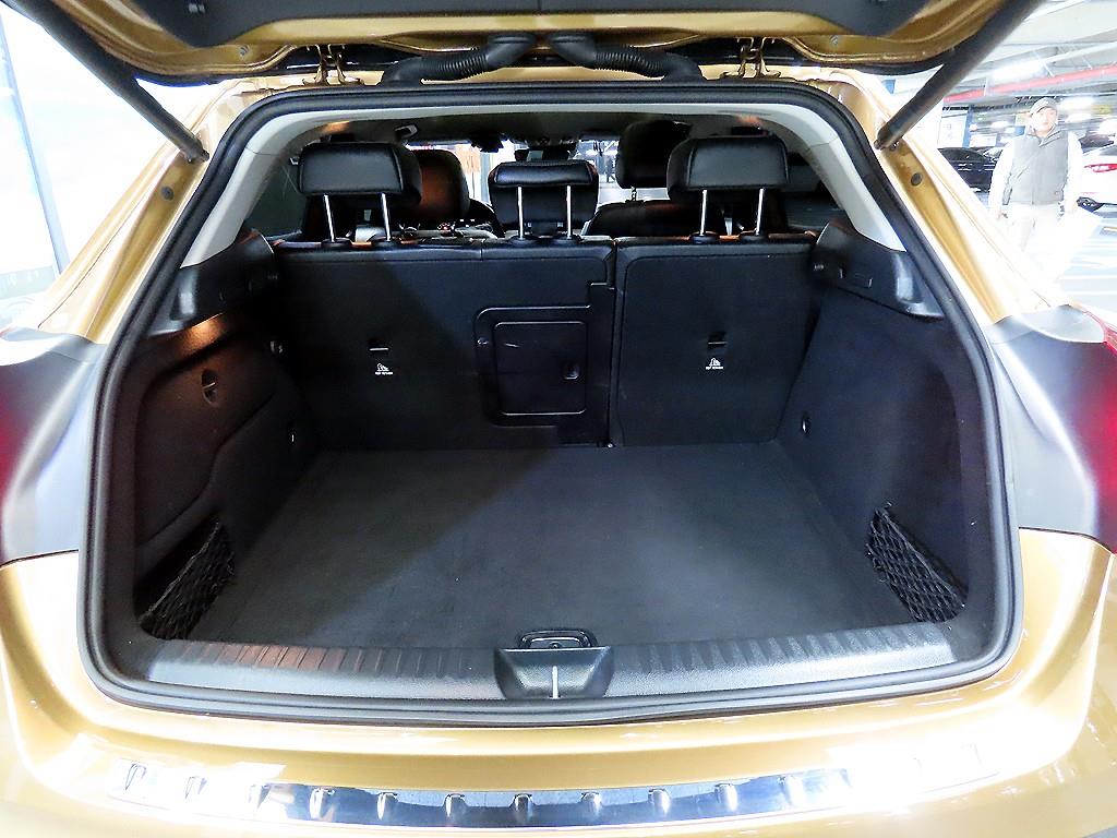 벤츠 GLA클래스 GLA 250 4매틱 - 이미지 14