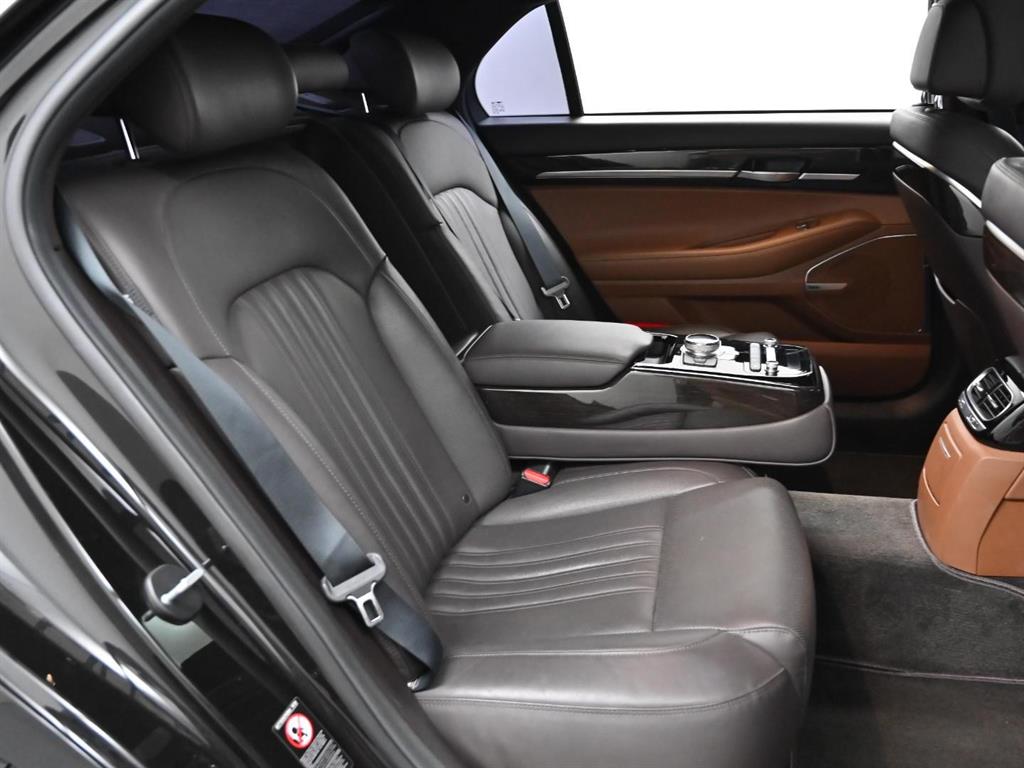 제네시스 G90 3.8 럭셔리 - 이미지 18