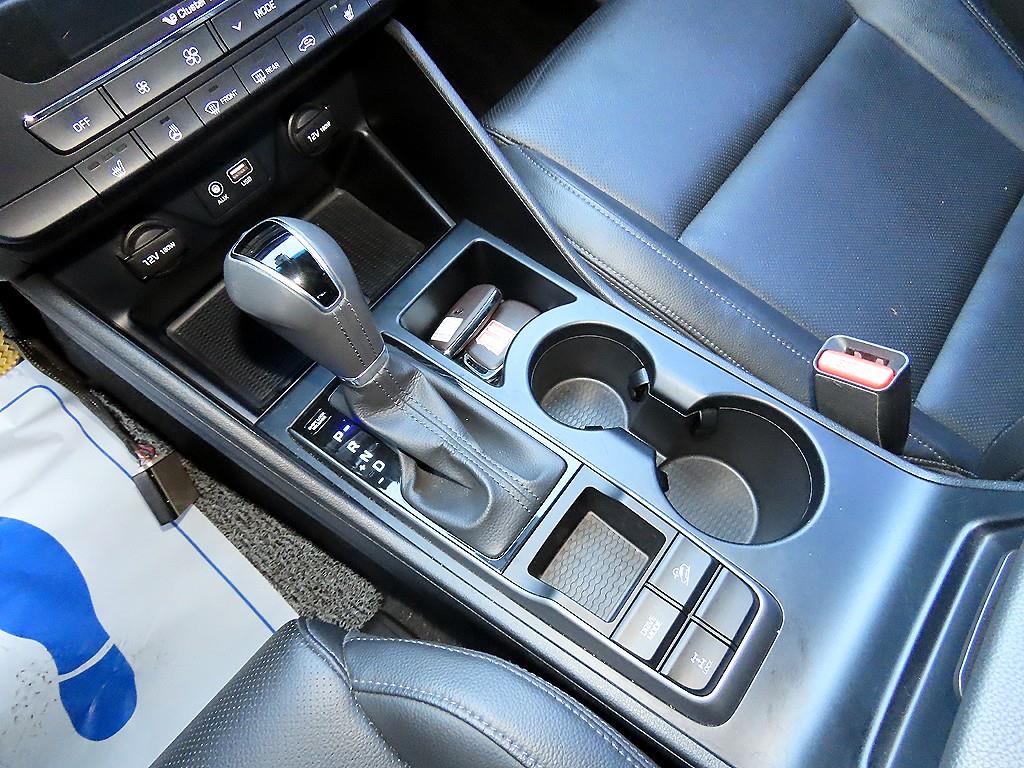 현대 올 뉴투싼 디젤 R2.0 4WD 모던 - 이미지 12