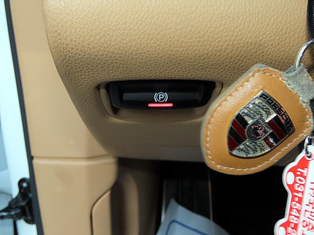 포르쉐 파나메라 3.0 디젤 에디션 - 이미지 16