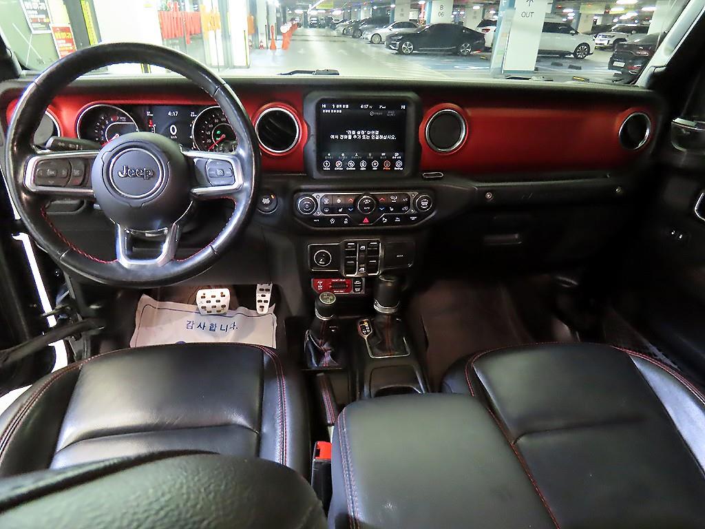 지프 랭글러(JL) 2.0 루비콘 4DR - 이미지 15