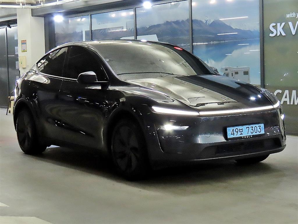 테슬라 모델 Y RWD - 이미지 7