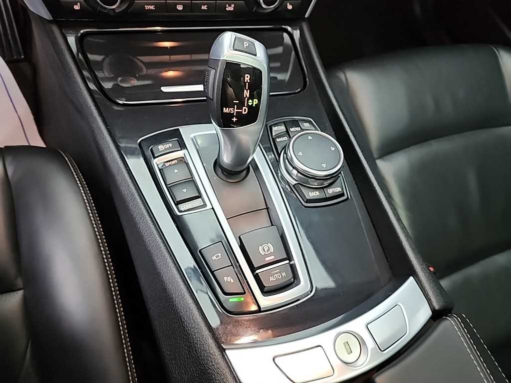 BMW 그란투리스모(GT) 5시리즈 GT 20d ED 에디션 럭셔리 - 이미지 8