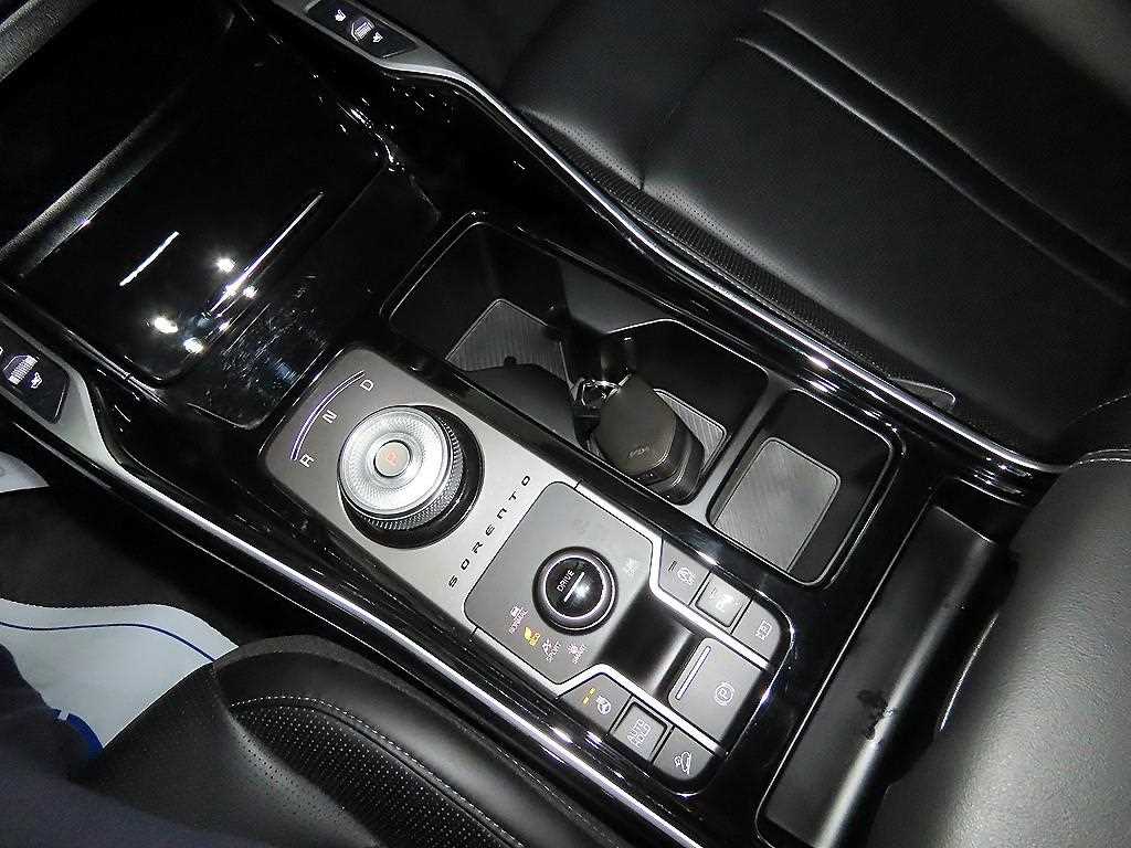 기아 더 뉴쏘렌토(MQ4) 2.2 디젤 4WD 프레스티지 - 이미지 17