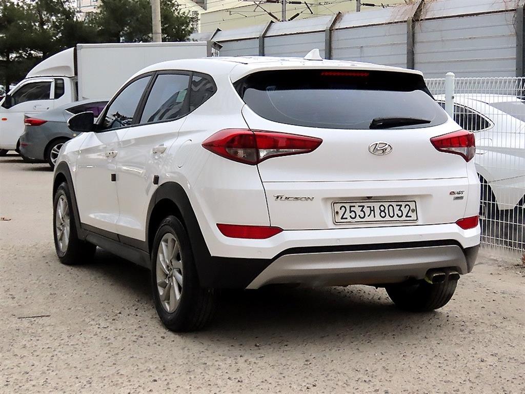 현대 올 뉴투싼 디젤 R2.0 4WD 스타일스페셜 - 이미지 7