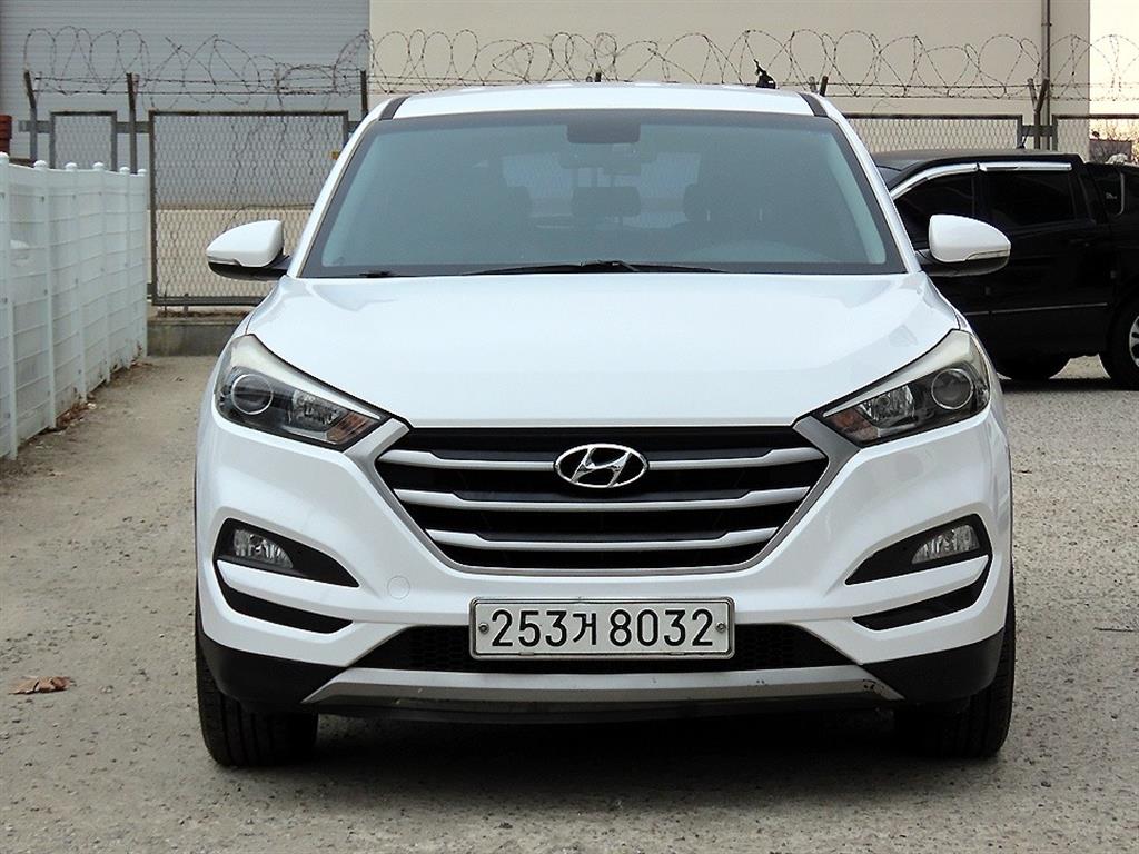 현대 올 뉴투싼 디젤 R2.0 4WD 스타일스페셜 - 이미지 2