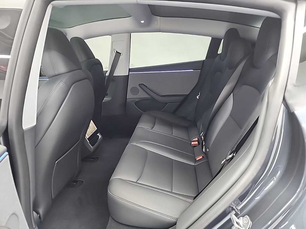 테슬라 모델 3 RWD - 이미지 11