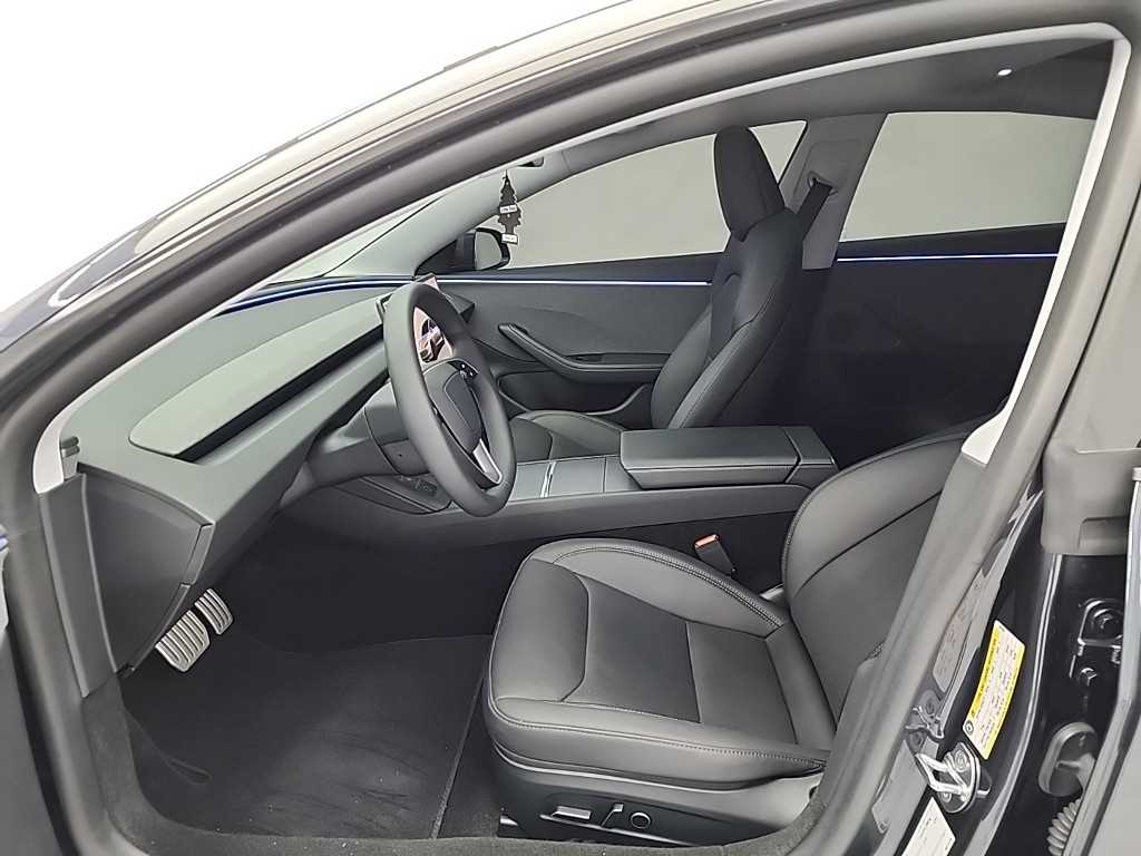 테슬라 모델 3 RWD - 이미지 9