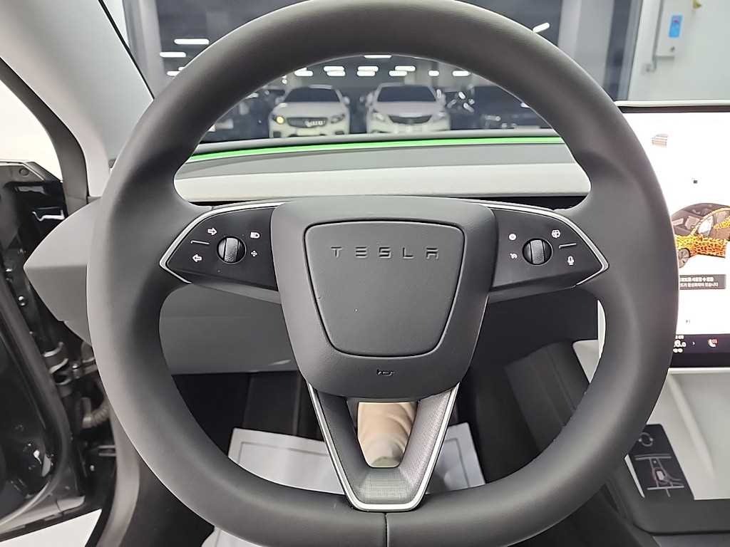 테슬라 모델 3 RWD - 이미지 9