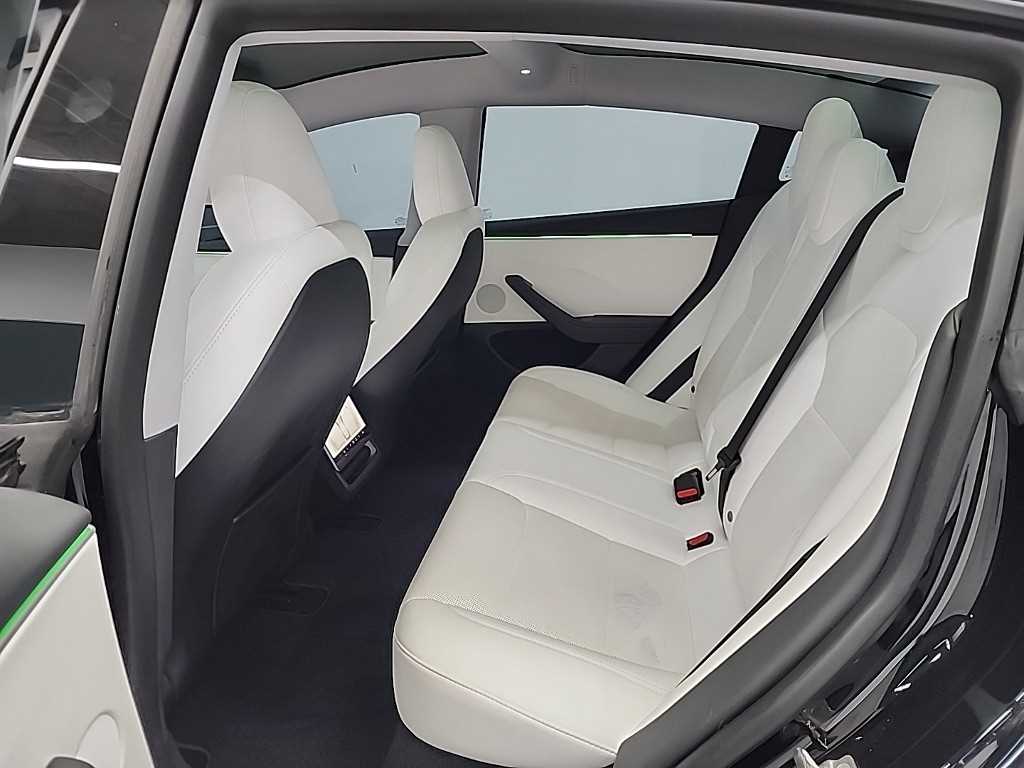 테슬라 모델 3 RWD - 이미지 14