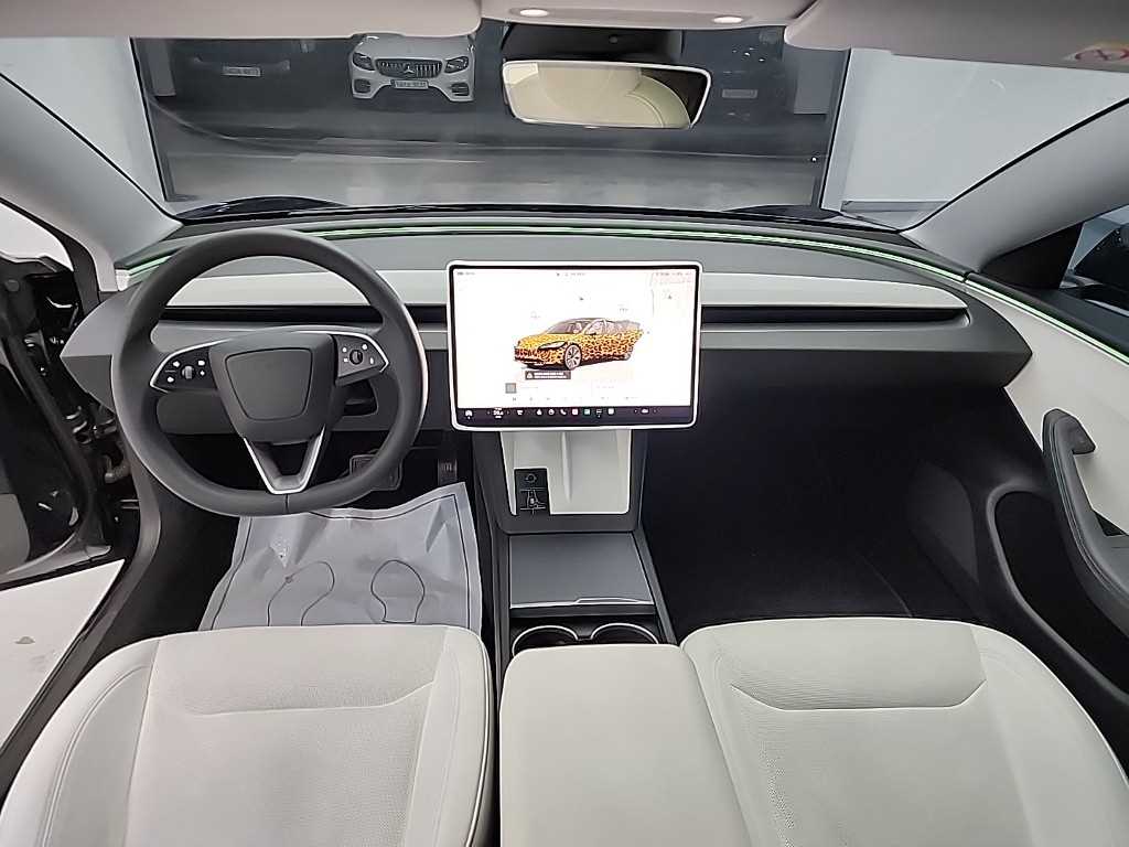 테슬라 모델 3 RWD - 이미지 15