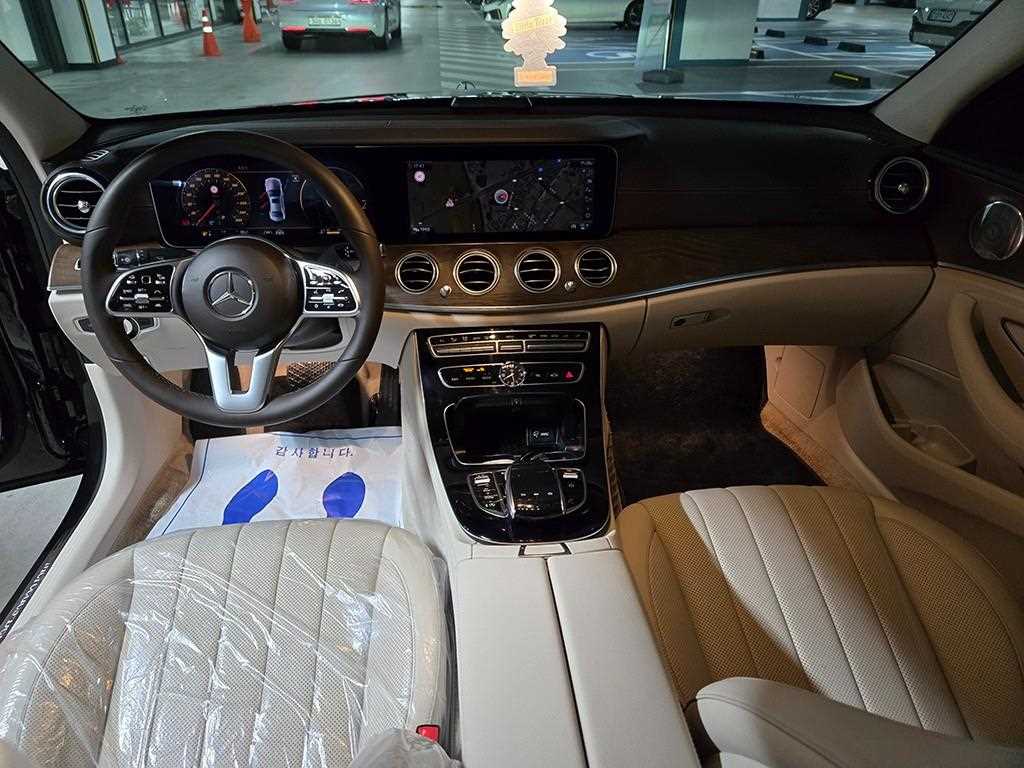 벤츠 E클래스(5세대) E300 4매틱 익스클루시브 - 이미지 16