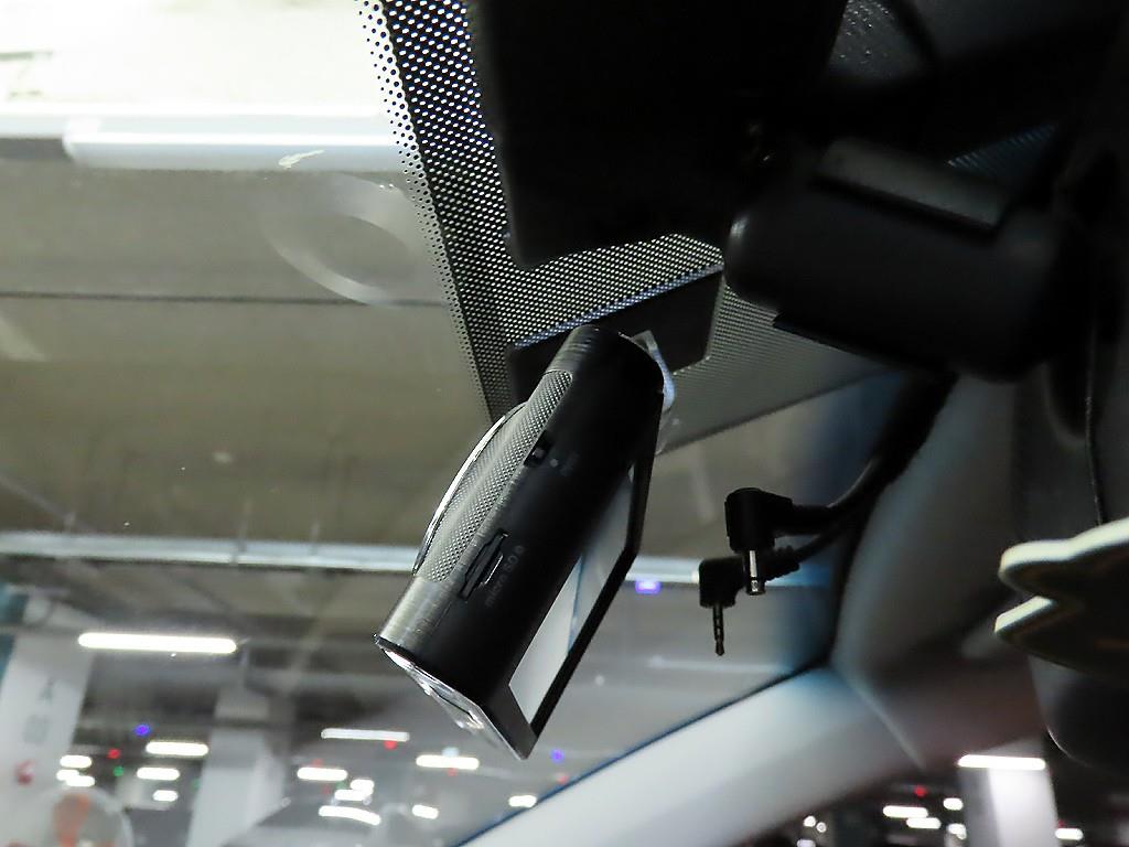 현대 코나 1.6 디젤 2WD 프리미엄 - 이미지 8