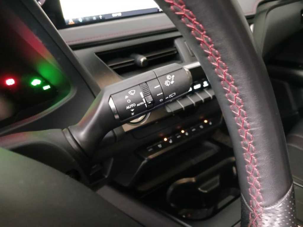 렉서스 UX 250h 2WD F 스포츠 - 이미지 15