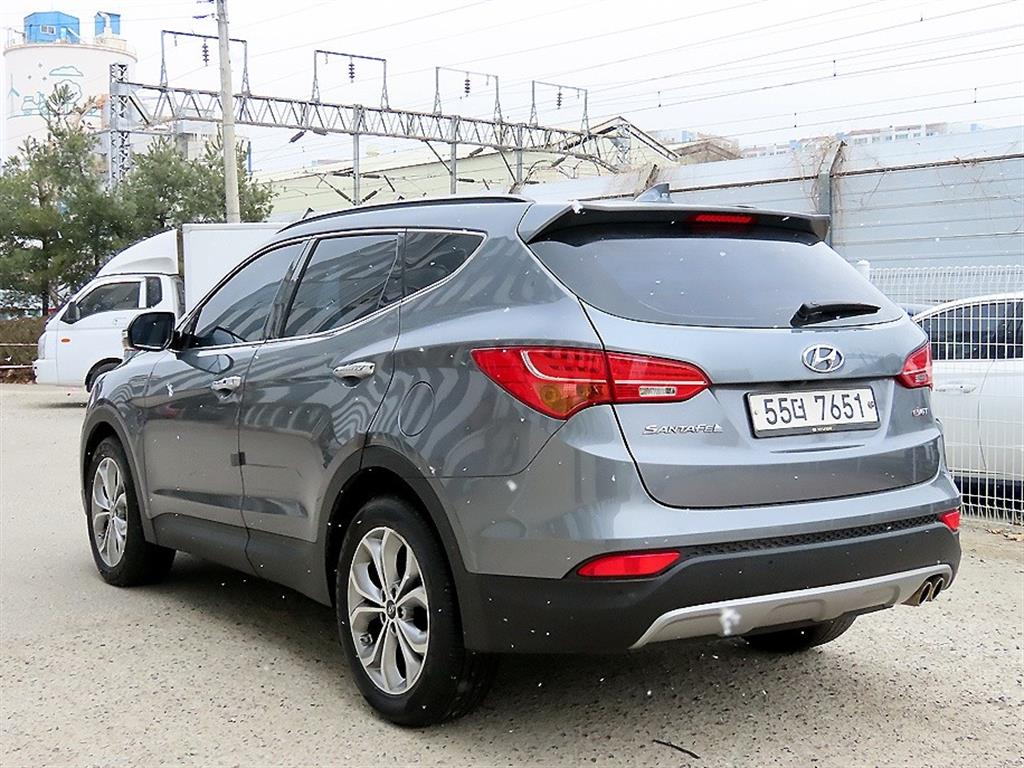 현대 싼타페(DM) 디젤 R2.0 2WD 익스클루시브 - 이미지 8