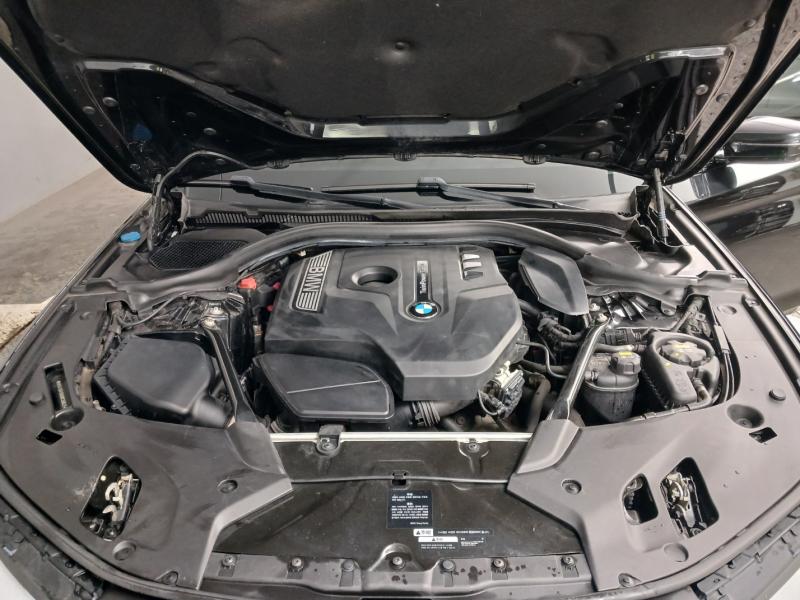 BMW 5시리즈(7세대) 530i xDrive M스포츠팩 플러스 - 이미지 11