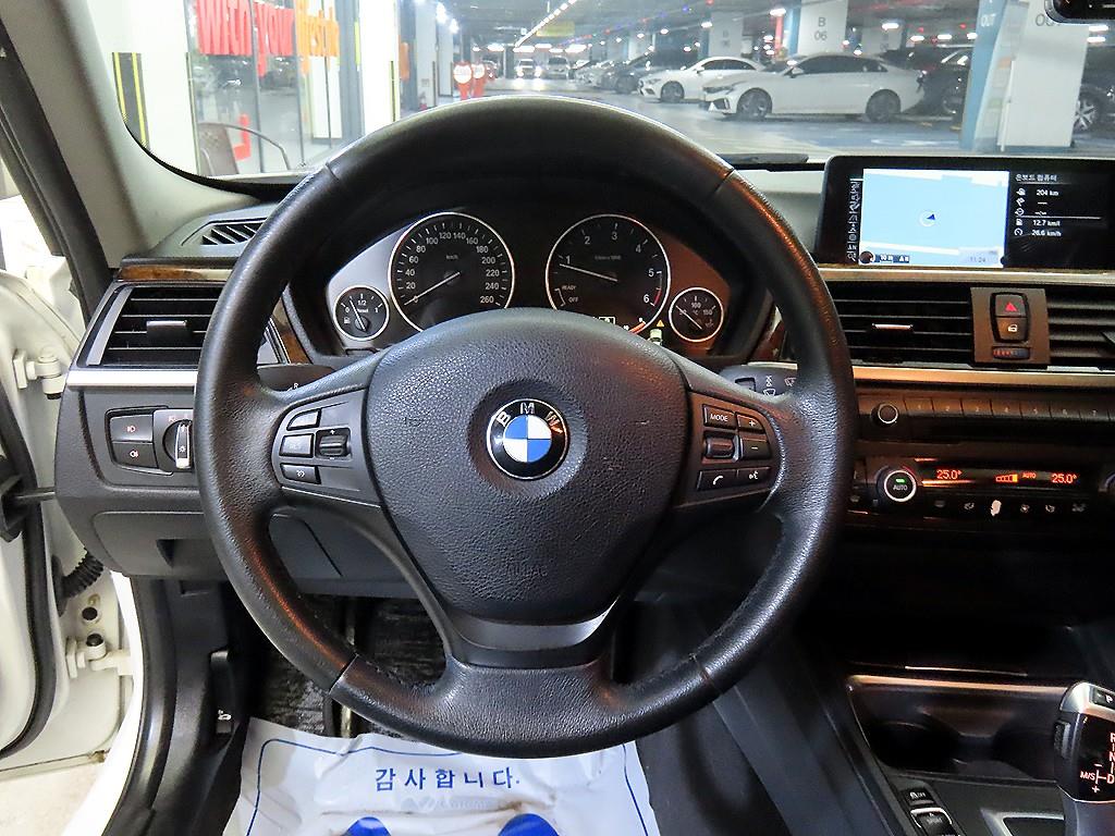 BMW 3시리즈(6세대) 320d - 이미지 10