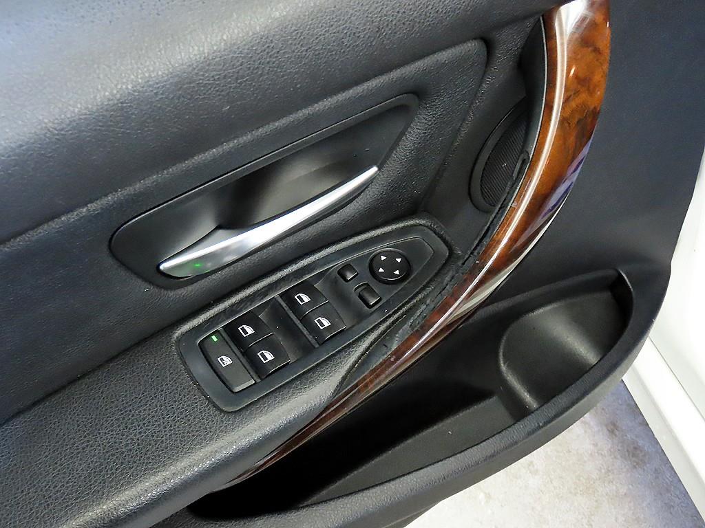 BMW 3시리즈(6세대) 320d - 이미지 5