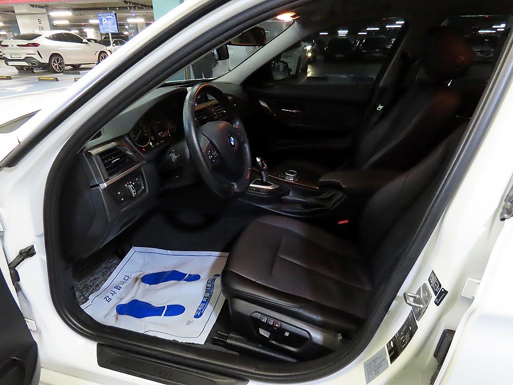 BMW 3시리즈(6세대) 320d - 이미지 16