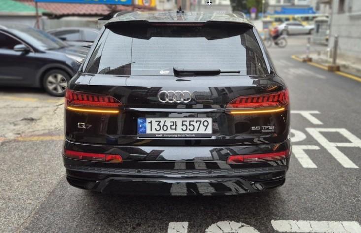 아우디 Q7(2세대) 55 TFSI 콰트로 프리미엄 - 이미지 2