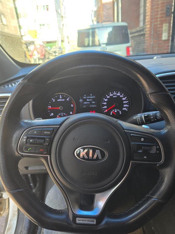 기아 신형 스포티지 1.7 2WD 트렌디 - 이미지 2