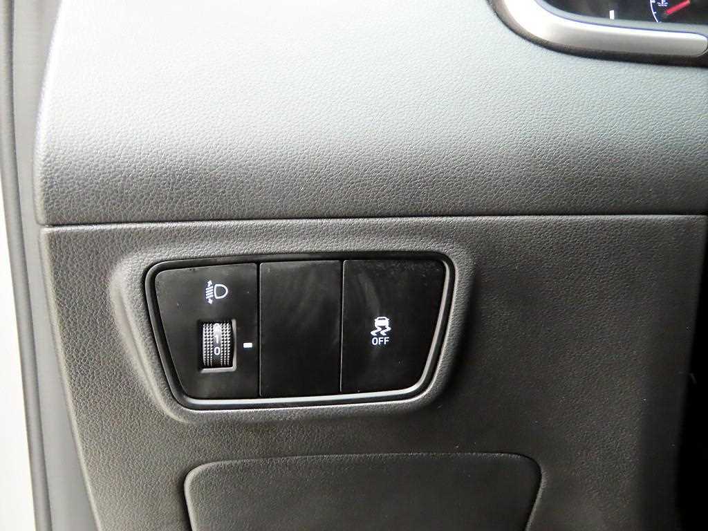 현대 더 올뉴투싼 2.0 디젤 2WD 모던 - 이미지 16