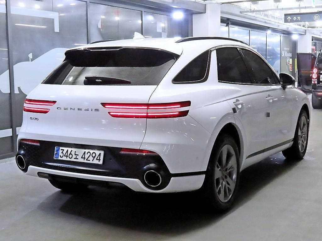 제네시스 GV70 2.5T 2WD 스포츠 - 이미지 18